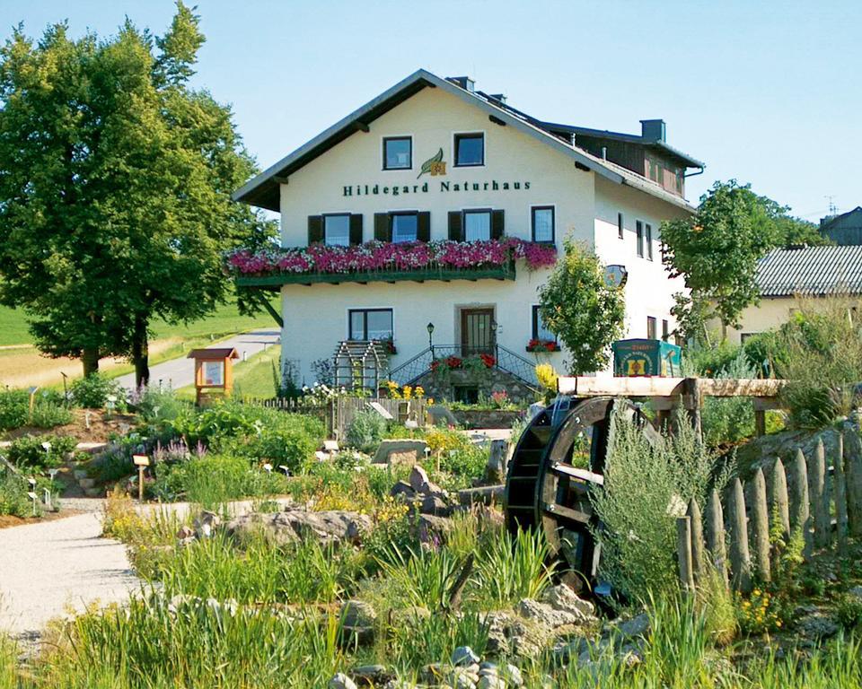 Hildegard Naturhaus Kirchberg bei Mattighofen Zewnętrze zdjęcie