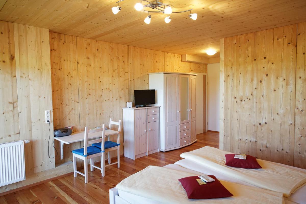 Hildegard Naturhaus Kirchberg bei Mattighofen Zewnętrze zdjęcie